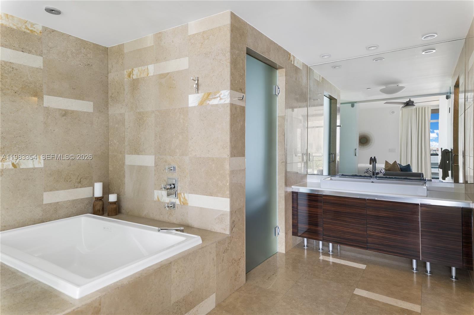 3737 Collins Ave #S-803 Miami Beach, FL 33140