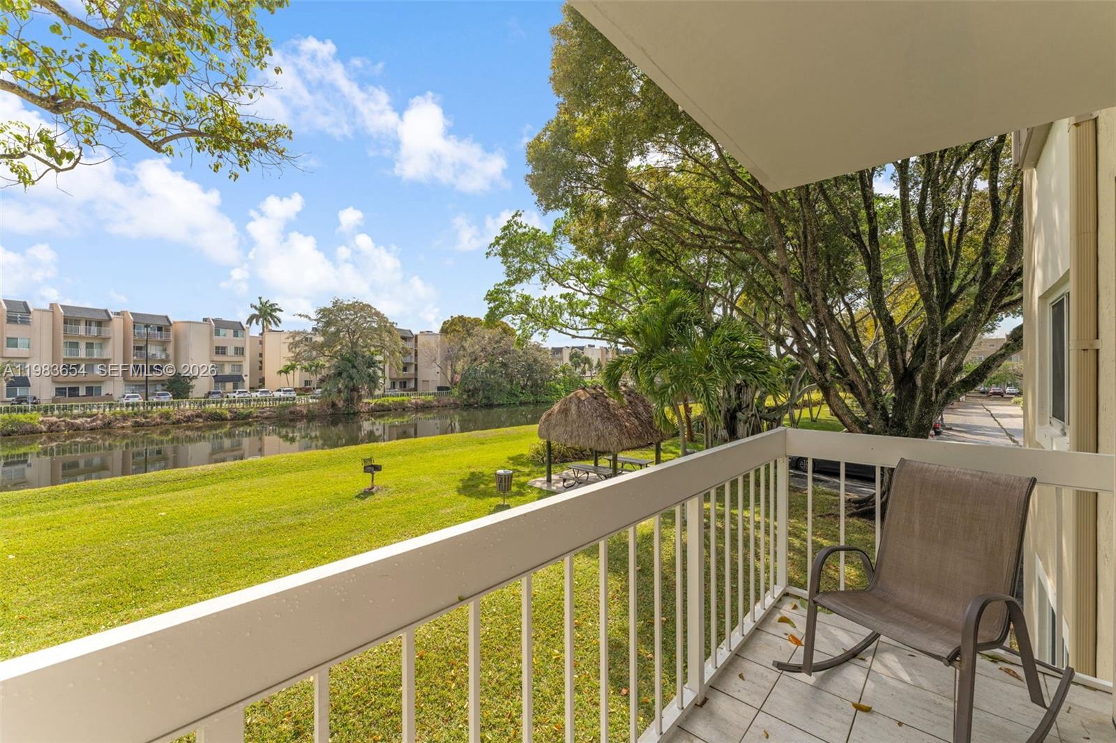 7722 Camino Real #E-218 Miami, FL 33143