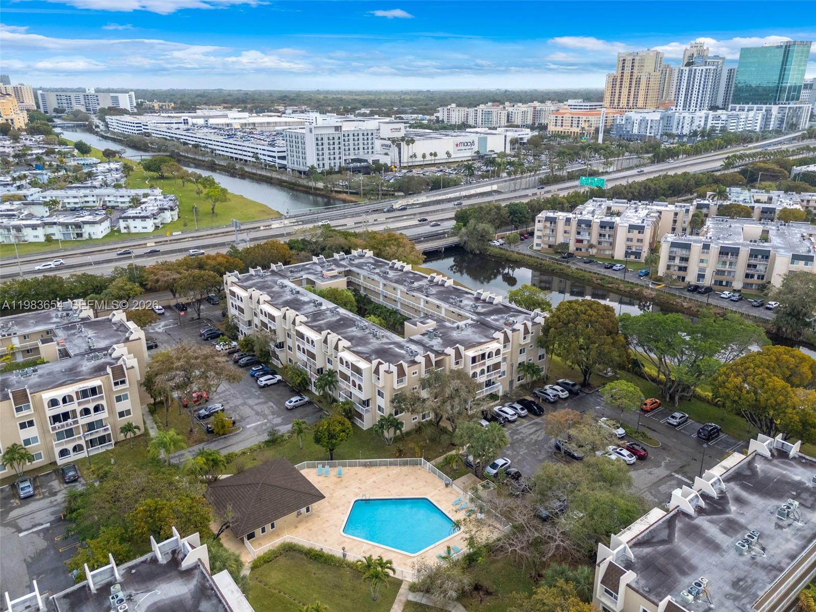 7722 Camino Real #E-218 Miami, FL 33143