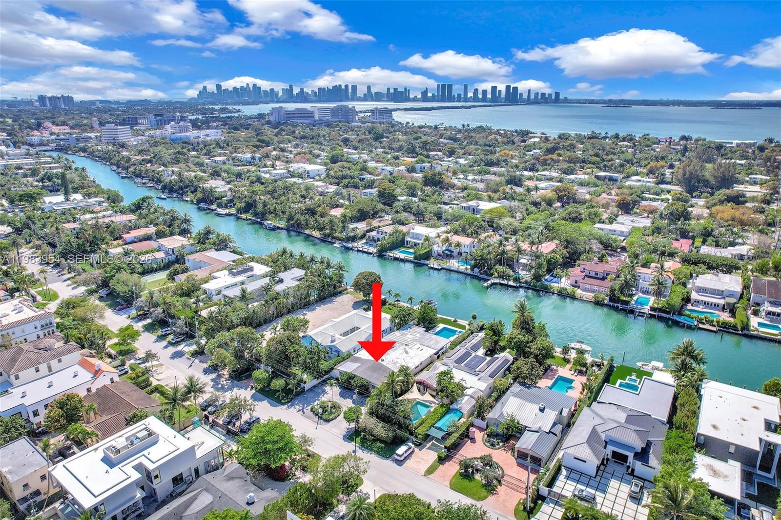 4560 Prairie Ave Miami Beach, FL 33140