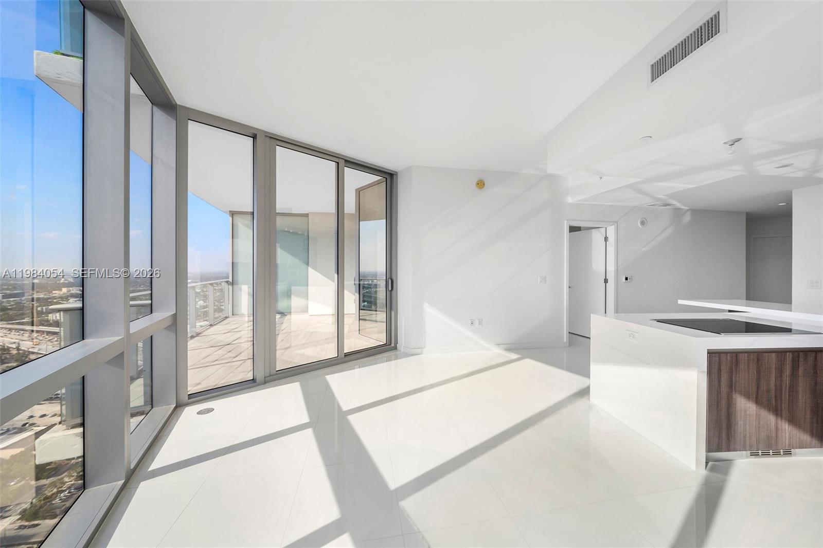 image Paramount Miami Worldcenter9