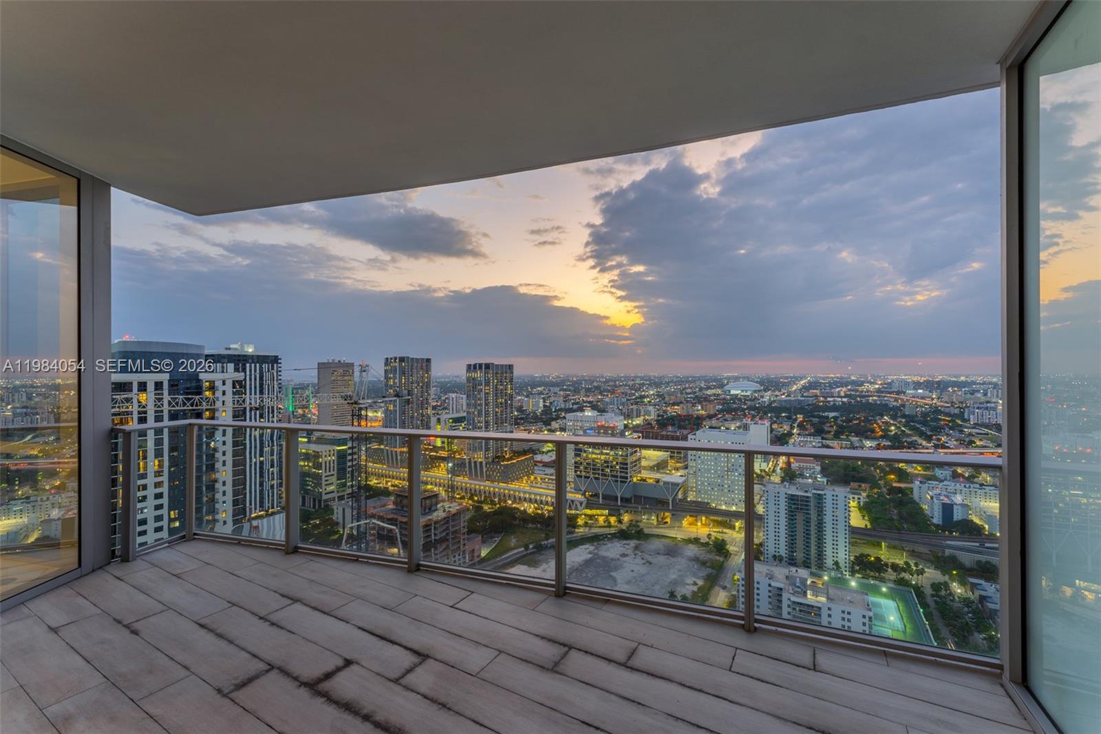 image Paramount Miami Worldcenter18