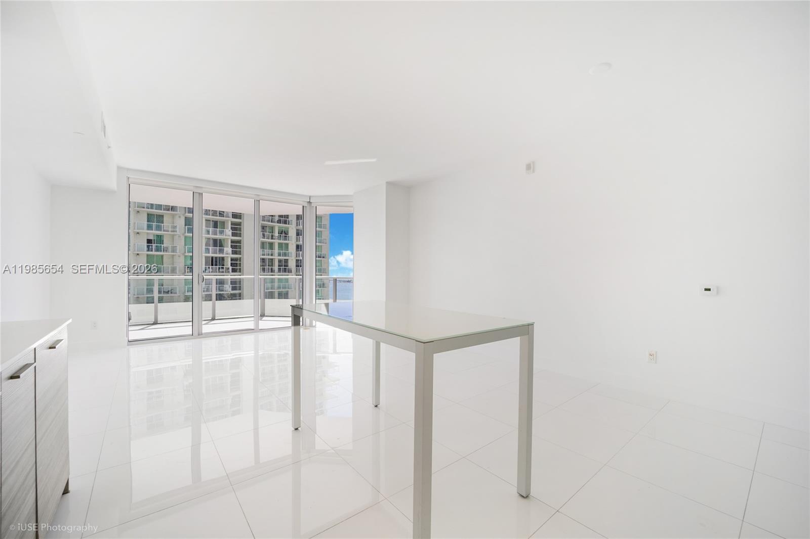 image Brickell House4