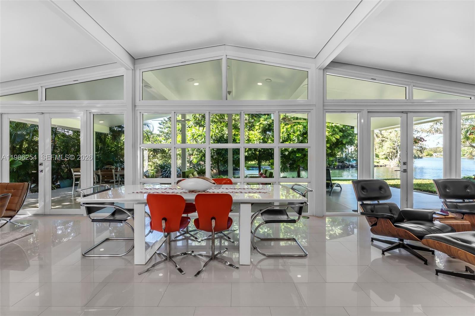 12950 SW 67th Ave Pinecrest, FL 33156