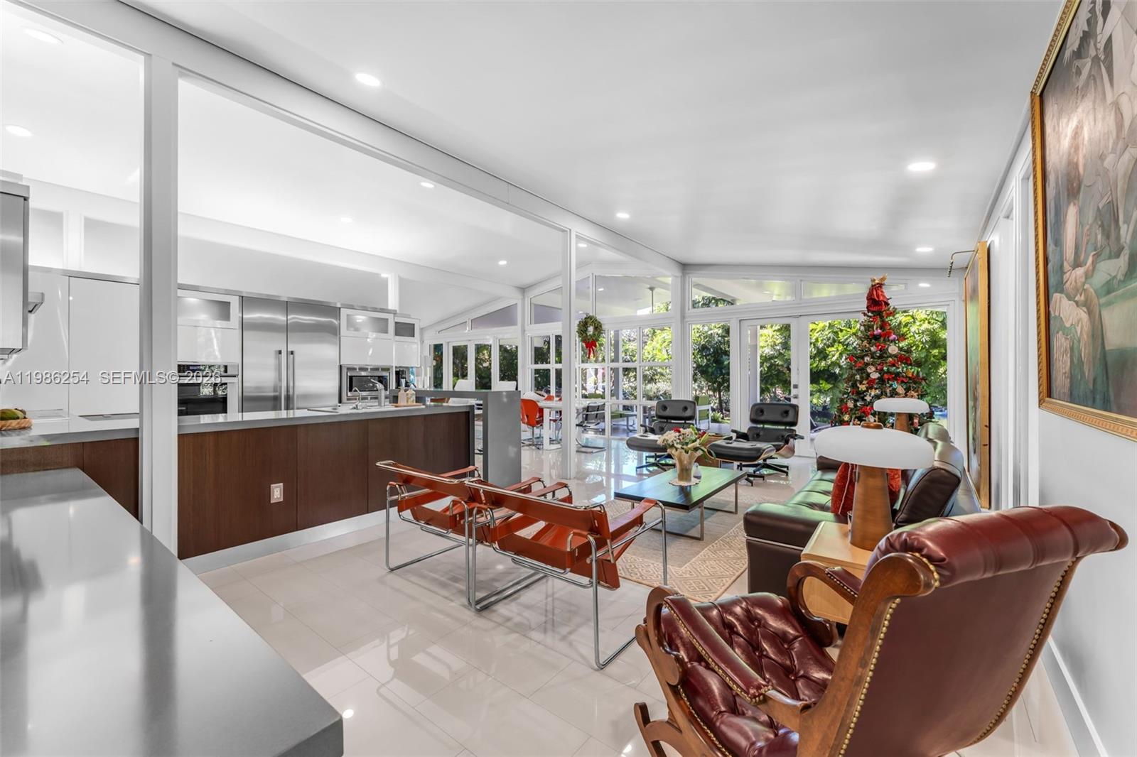 12950 SW 67th Ave Pinecrest, FL 33156