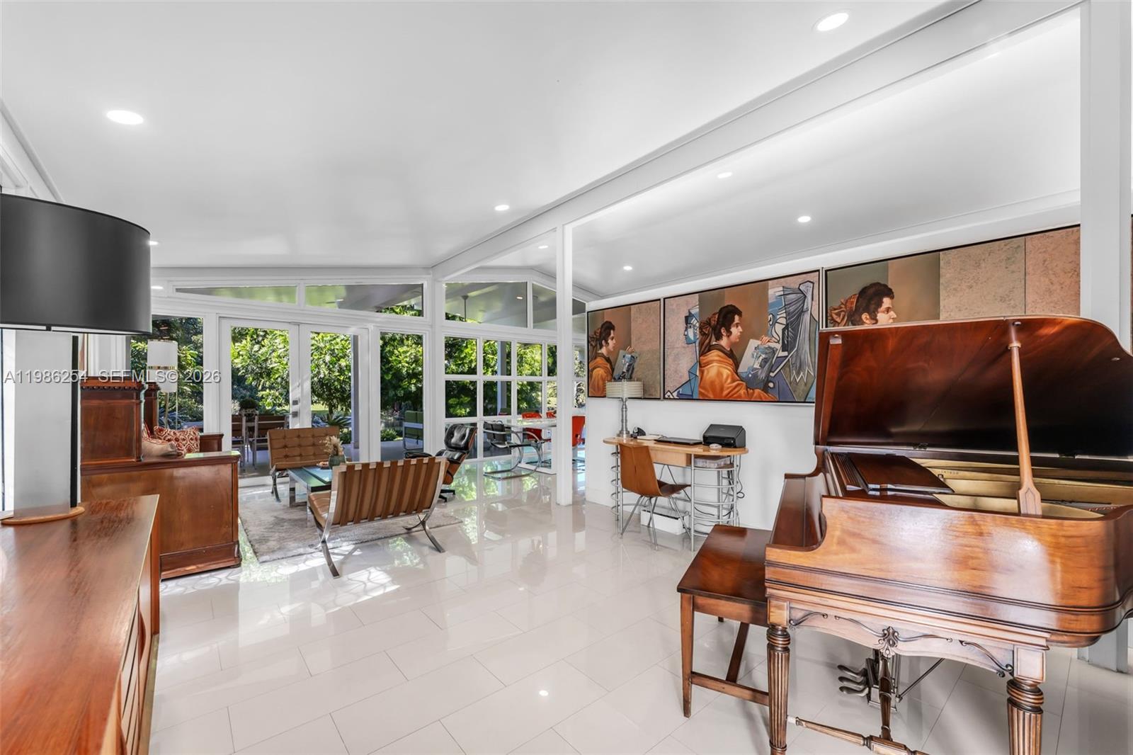 12950 SW 67th Ave Pinecrest, FL 33156