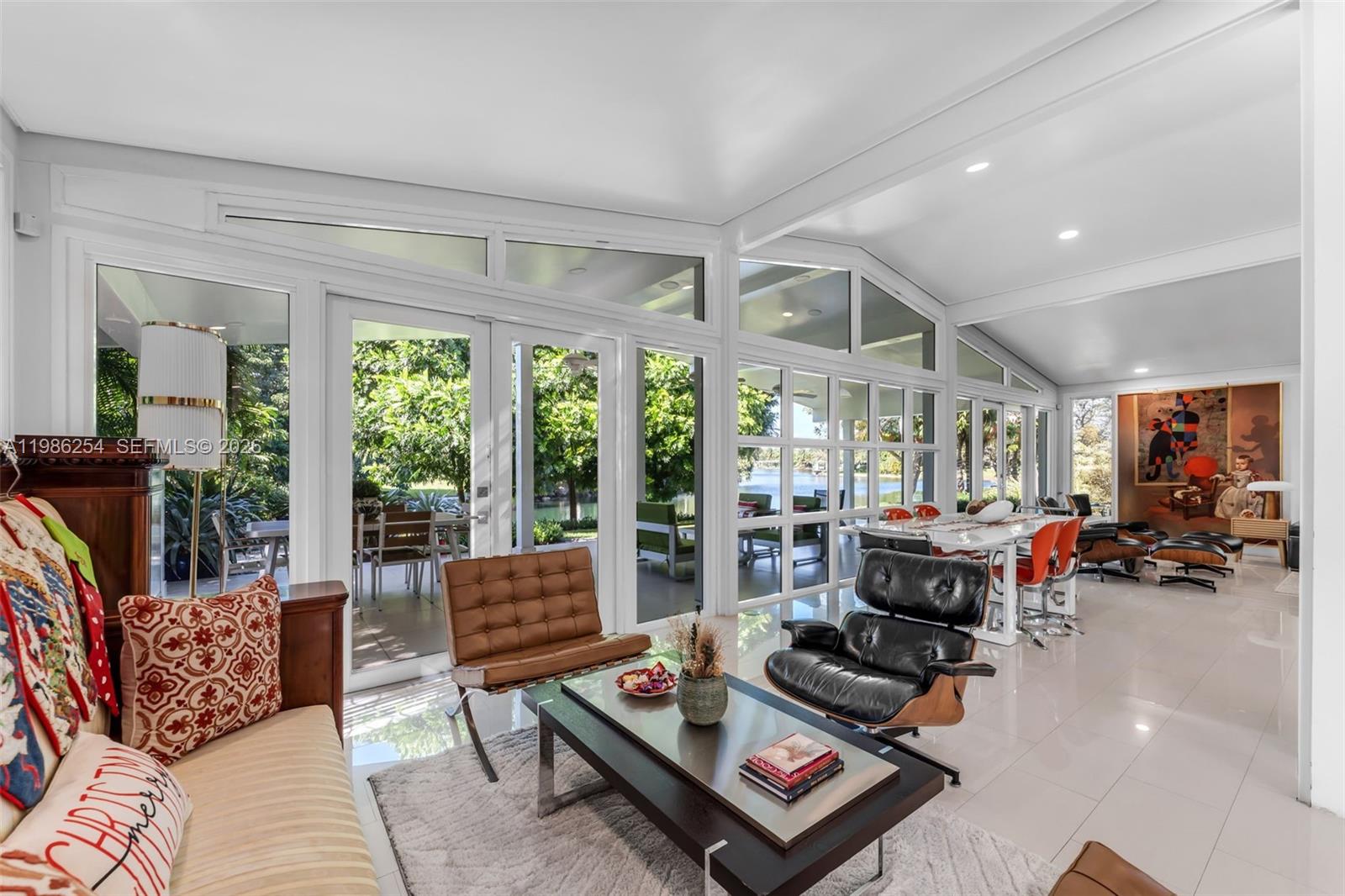 12950 SW 67th Ave Pinecrest, FL 33156