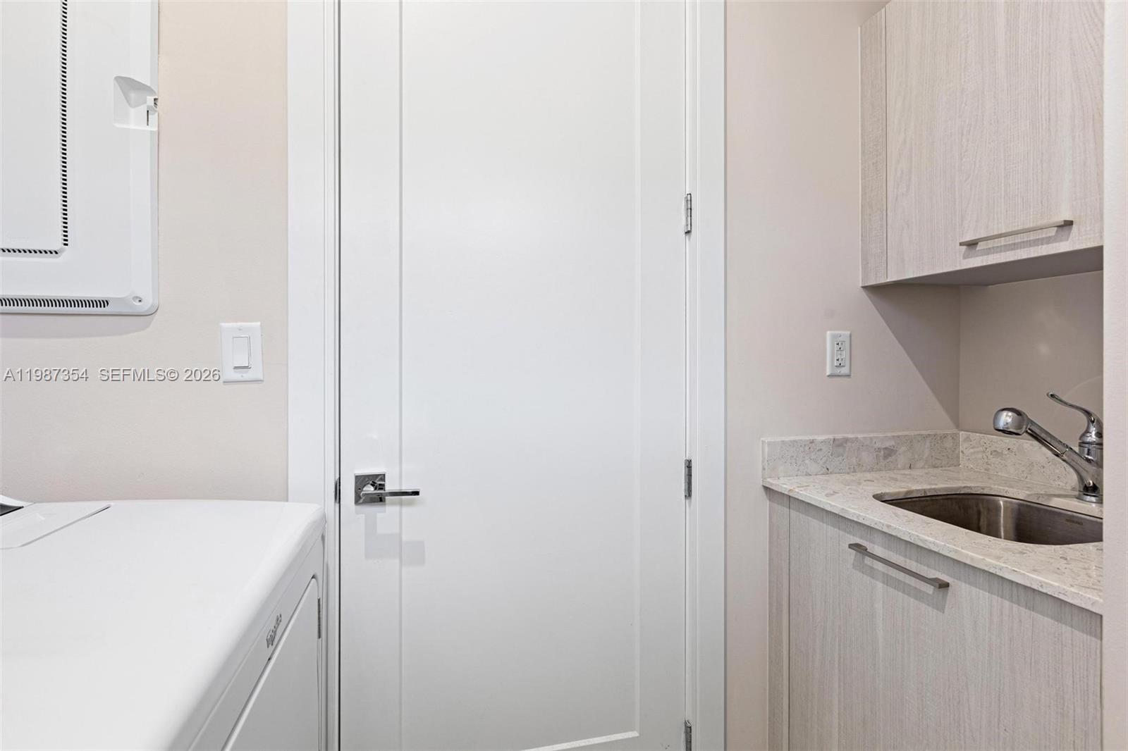 8225 NW 43rd St Doral, FL 33166