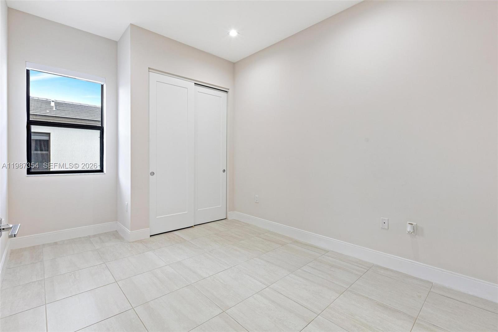 8225 NW 43rd St Doral, FL 33166