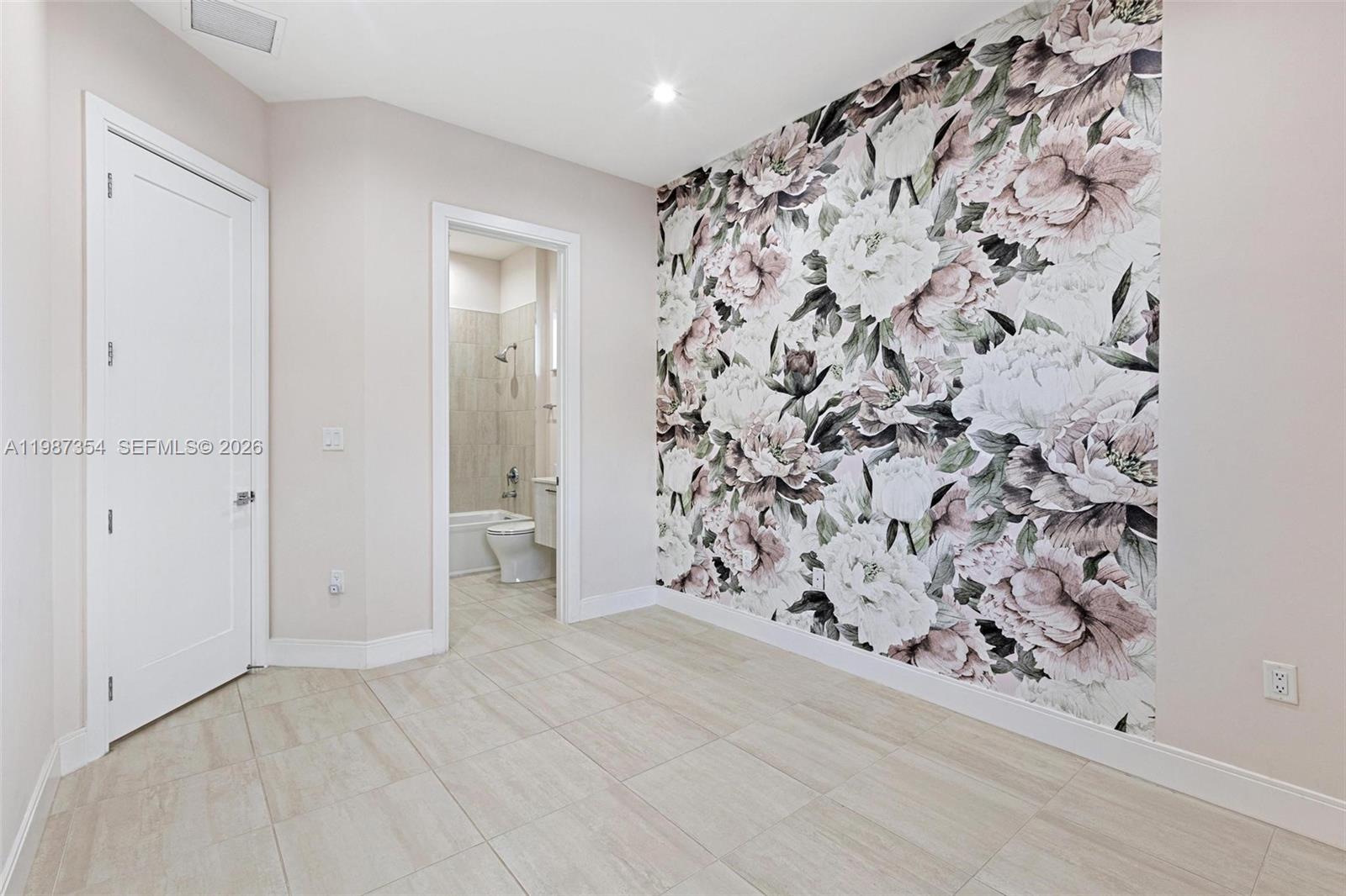 8225 NW 43rd St Doral, FL 33166