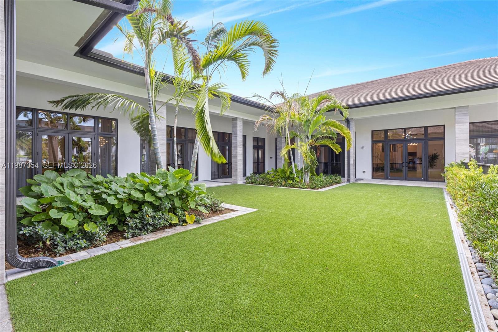 8225 NW 43rd St Doral, FL 33166