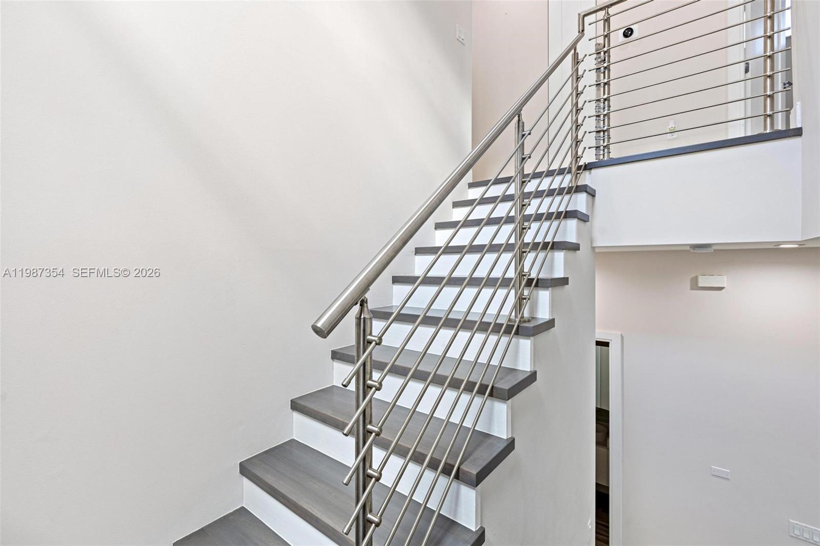 8225 NW 43rd St Doral, FL 33166