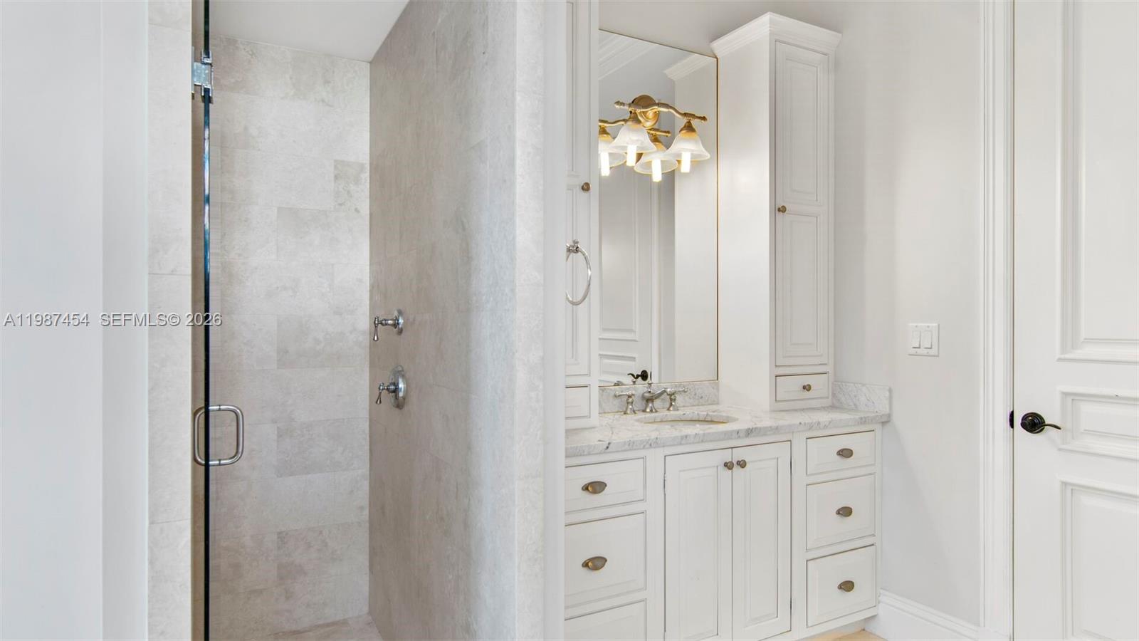 2135 Island Dr Vero Beach, FL 32963