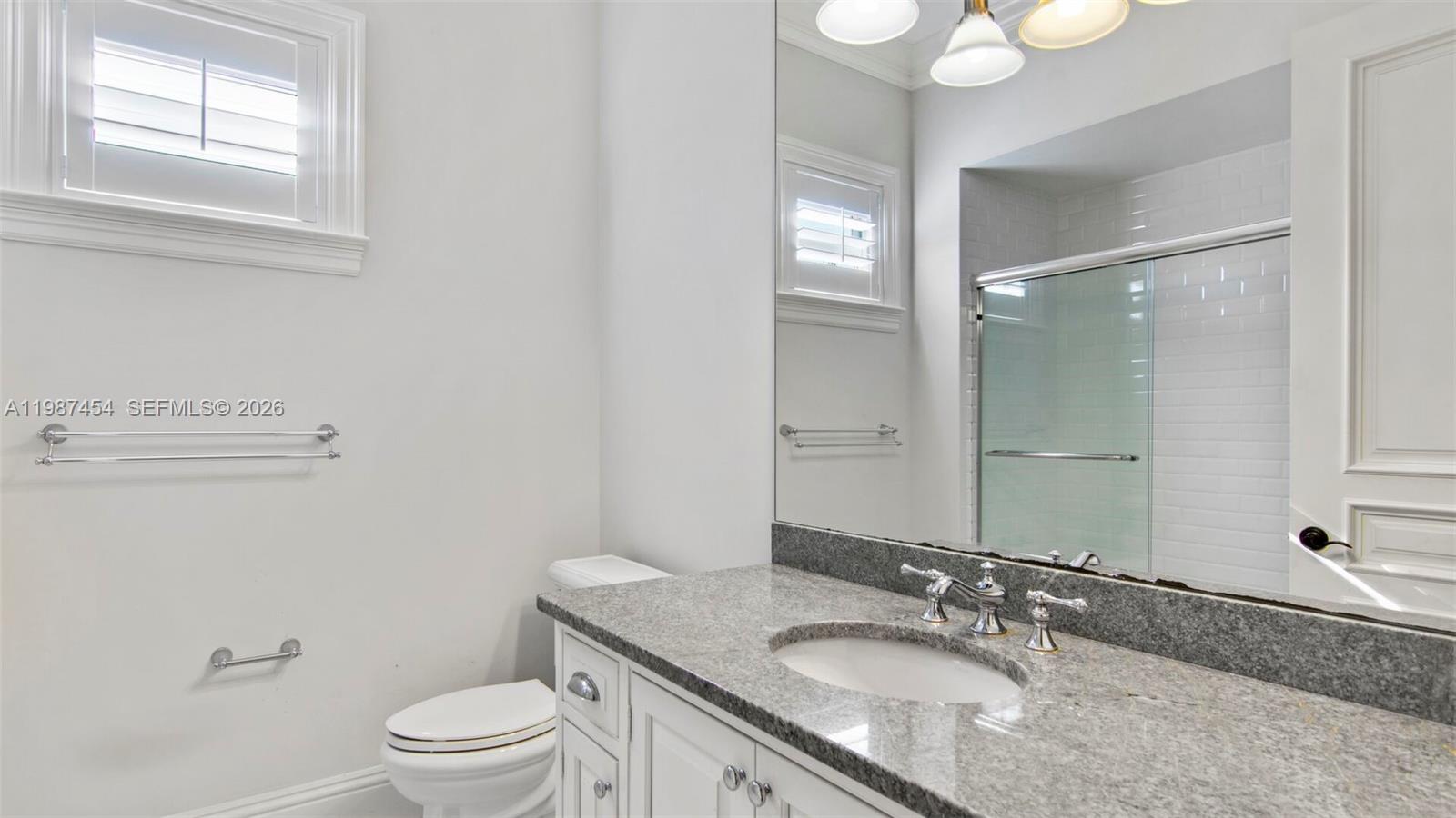 2135 Island Dr Vero Beach, FL 32963