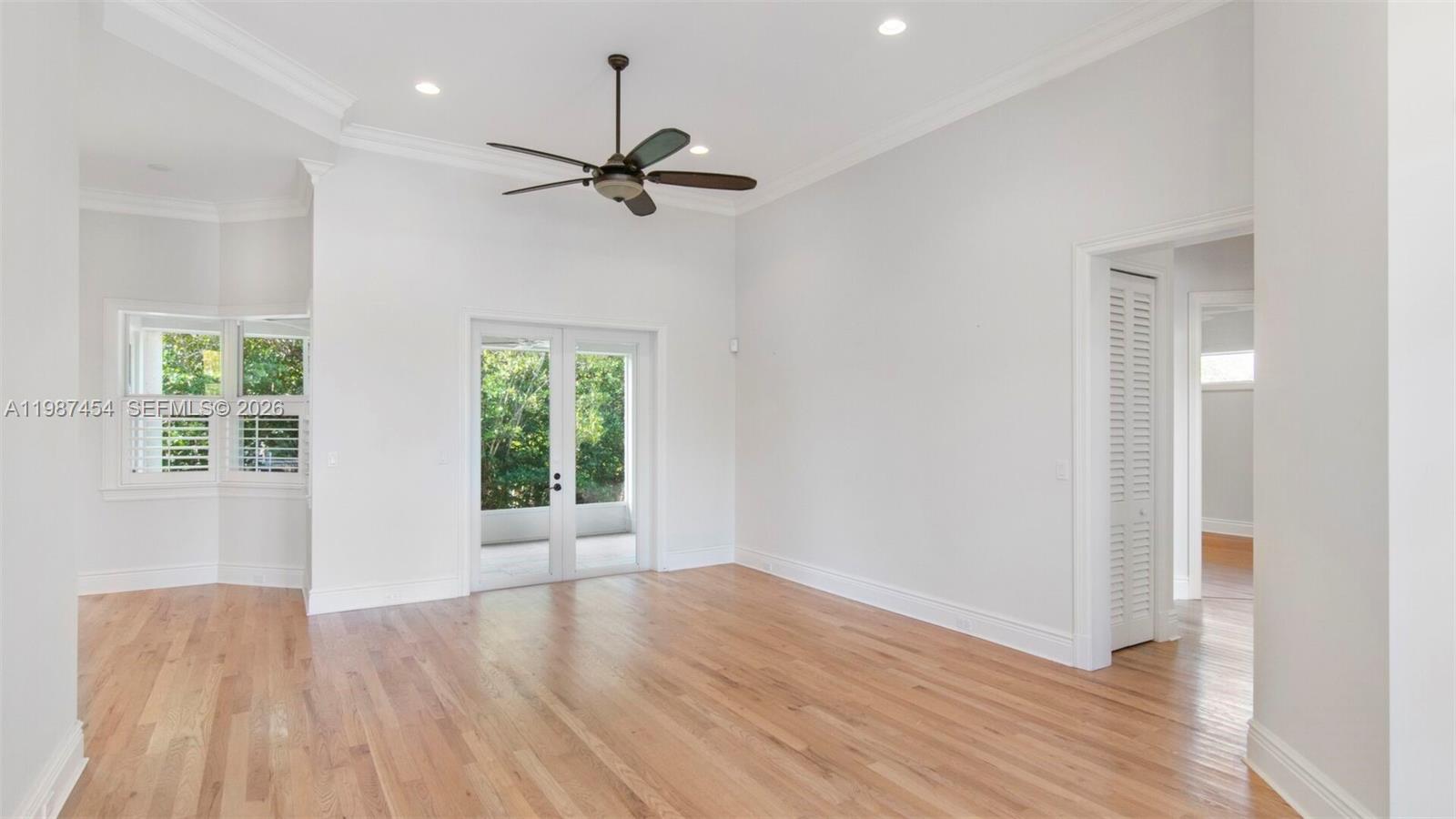 2135 Island Dr Vero Beach, FL 32963