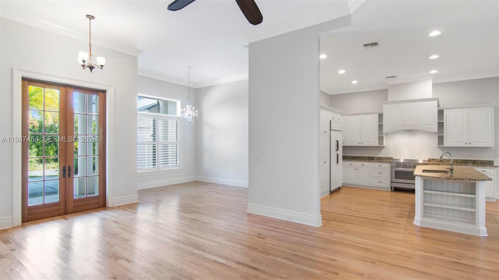 2135 Island Dr Vero Beach, FL 32963