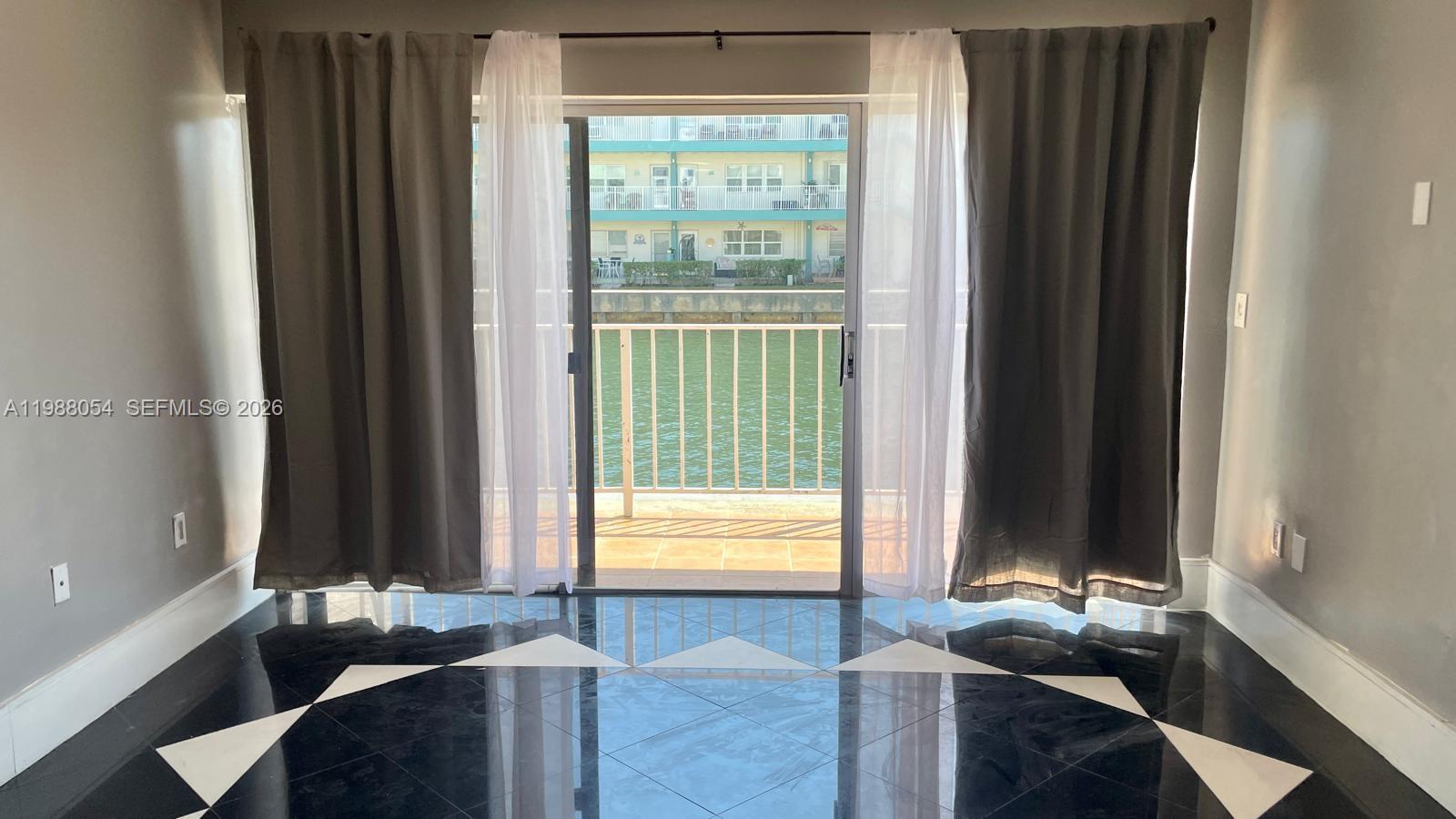 3944 NE 167th St #106 North Miami Beach, FL 33160