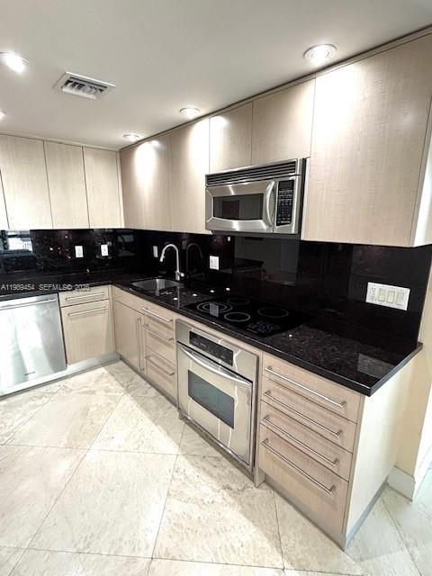 1111 Crandon Blvd #C902 Key Biscayne, FL 33149