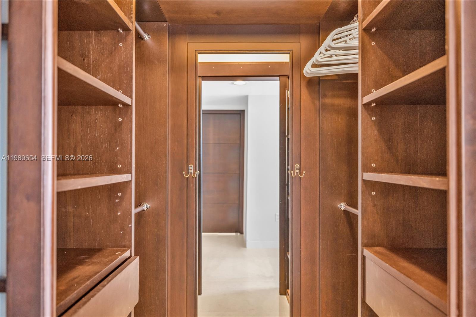 image 2080 Ocean Drive26