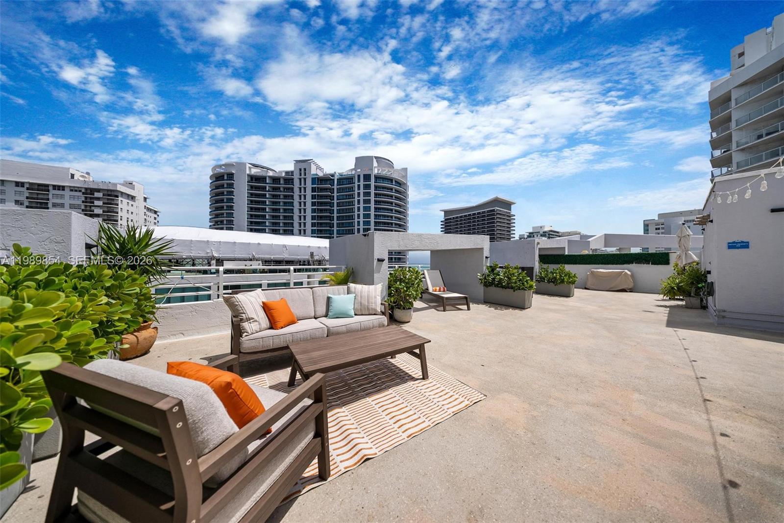 5970 Indian Crk Dr #PH-4