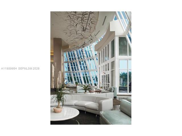 1830 S Ocean Dr #4010 Hallandale Beach, FL 33009
