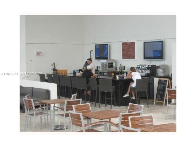 1830 S Ocean Dr #4010 Hallandale Beach, FL 33009