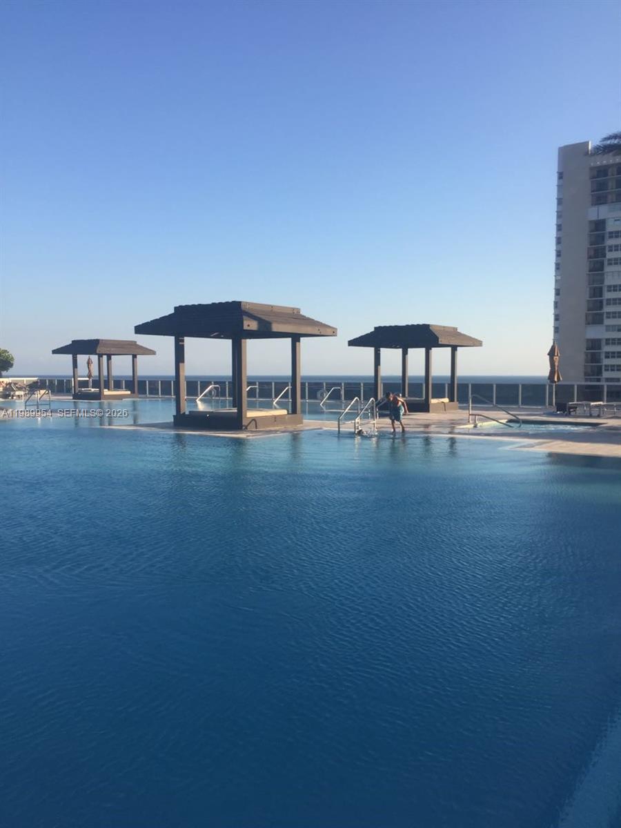 1830 S Ocean Dr #4010 Hallandale Beach, FL 33009