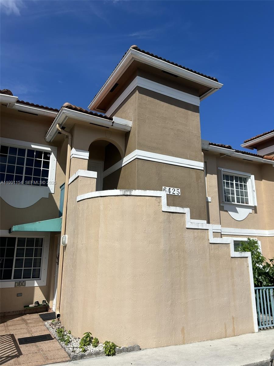 6425 SW 130th Pl #704