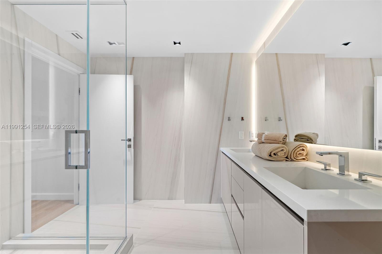 9601 Collins Ave #808 Bal Harbour, FL 33154