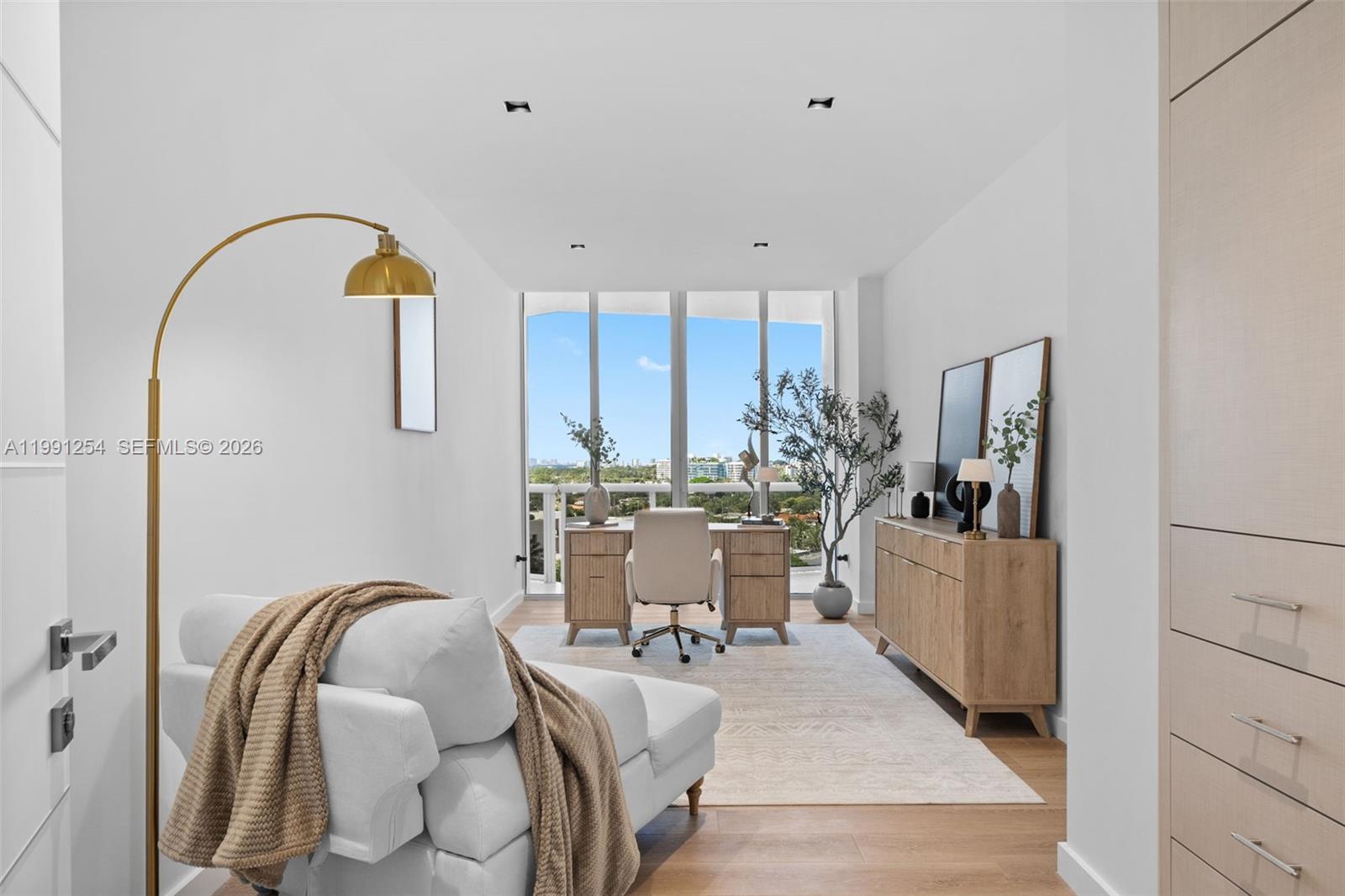 9601 Collins Ave #808 Bal Harbour, FL 33154