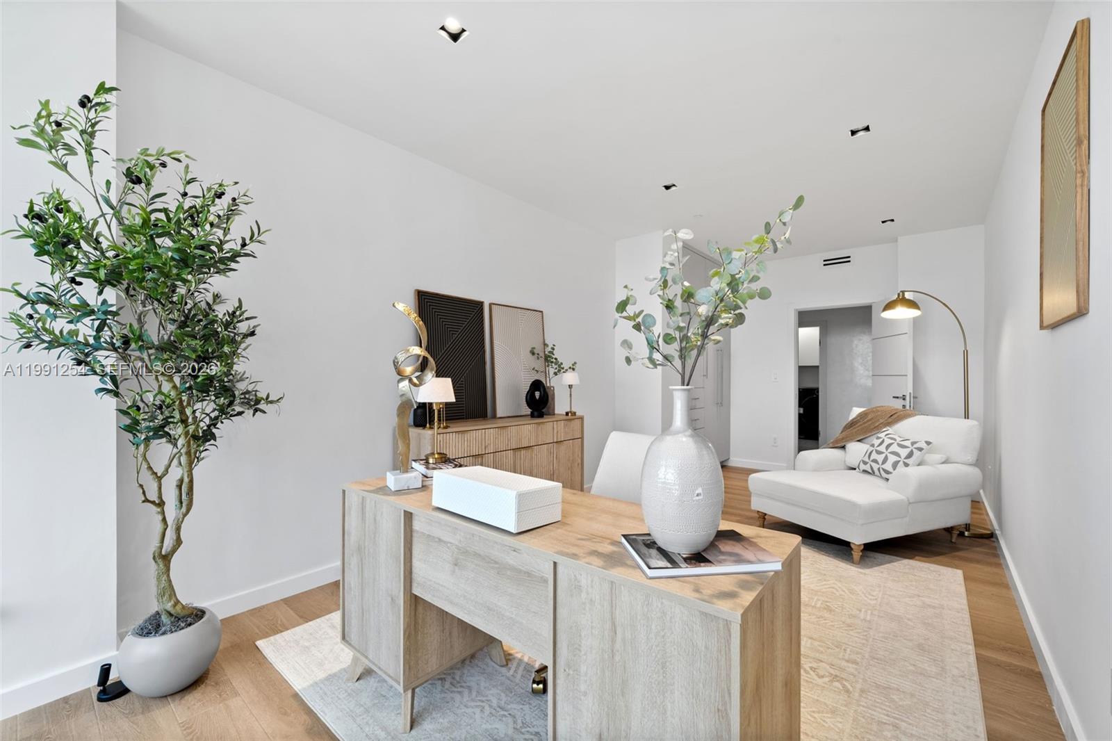 9601 Collins Ave #808 Bal Harbour, FL 33154