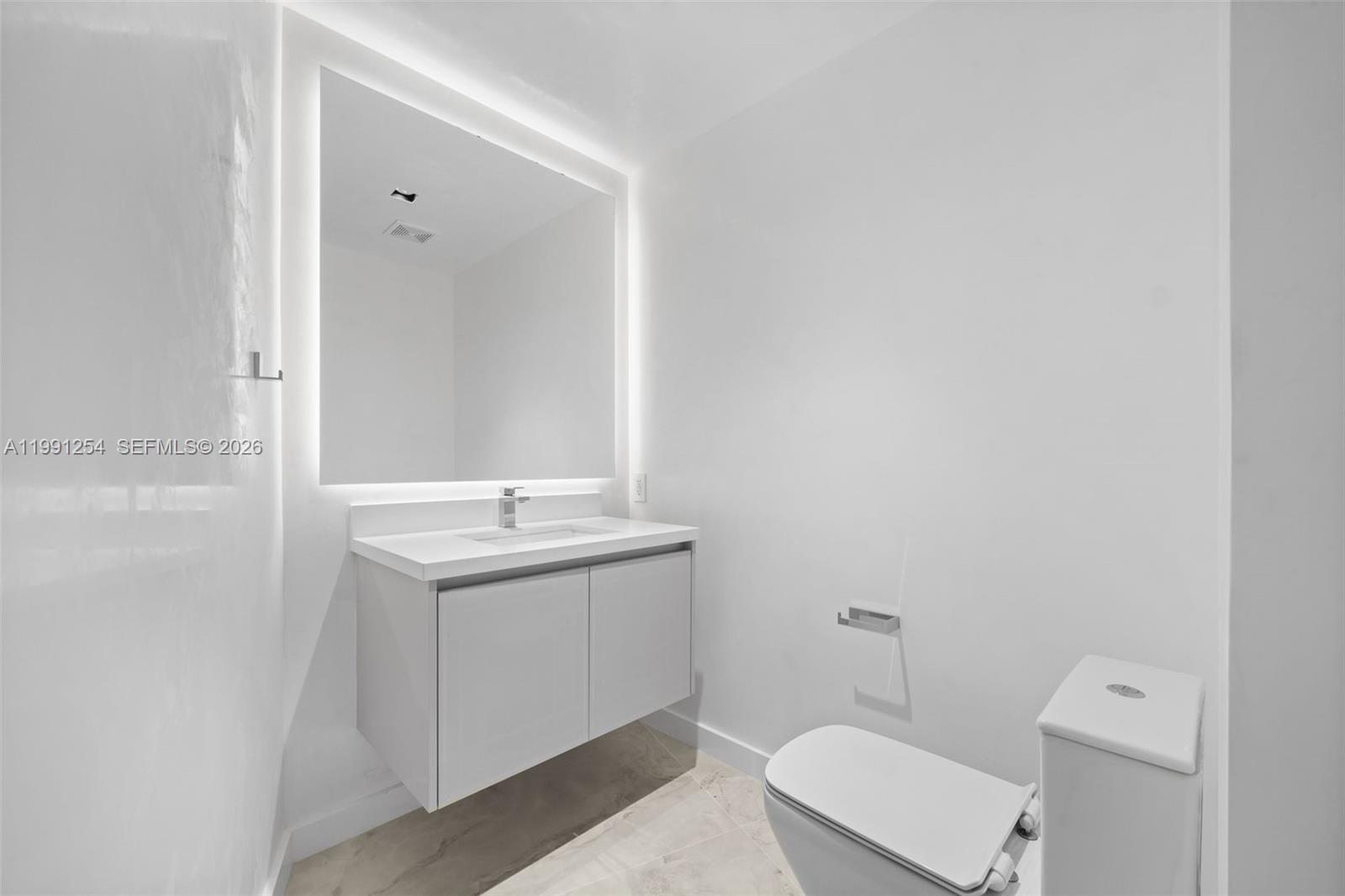 9601 Collins Ave #808 Bal Harbour, FL 33154