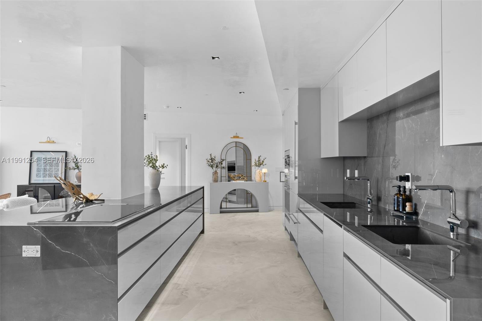 9601 Collins Ave #808 Bal Harbour, FL 33154