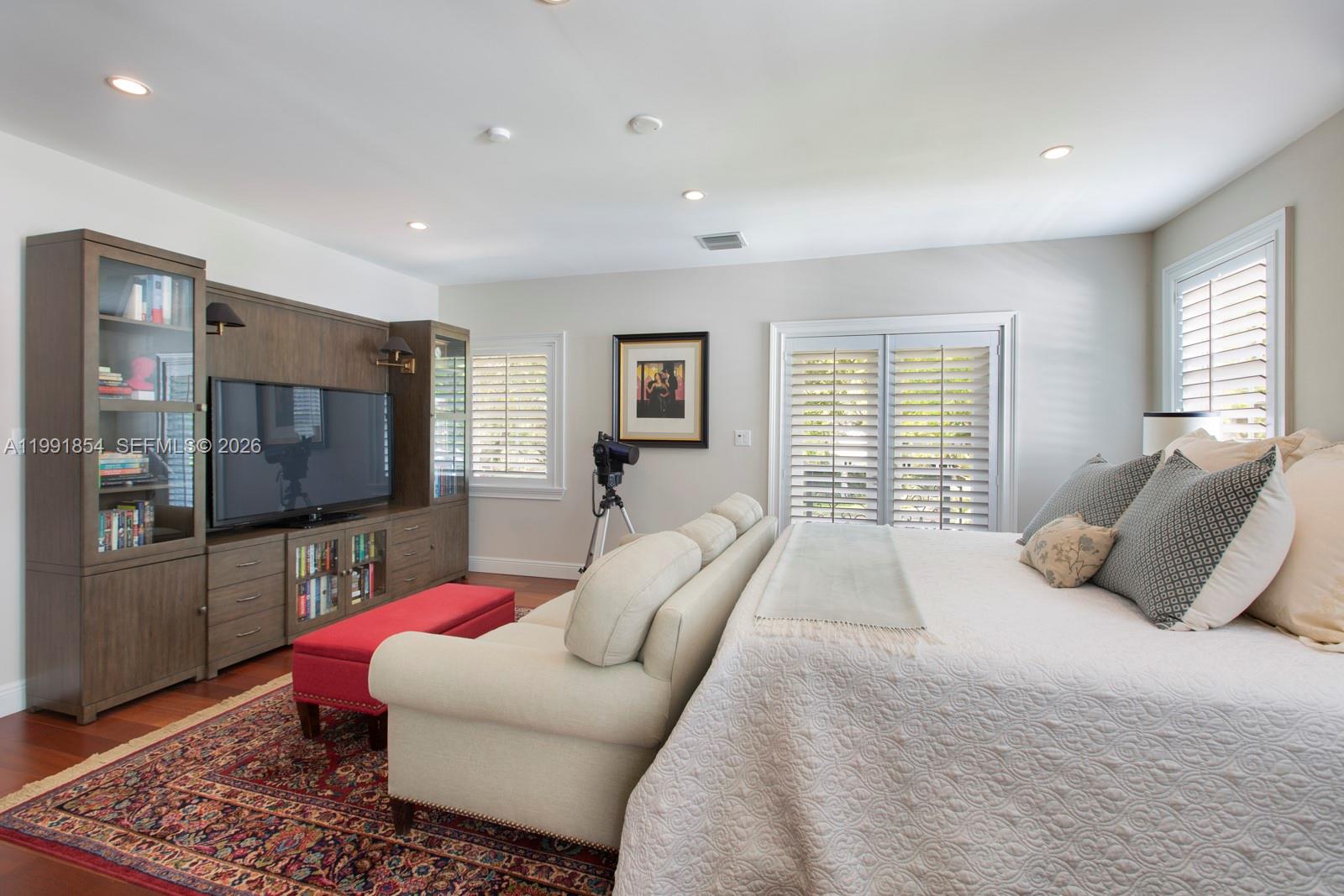 3919 Granada Blvd Coral Gables, FL 33134