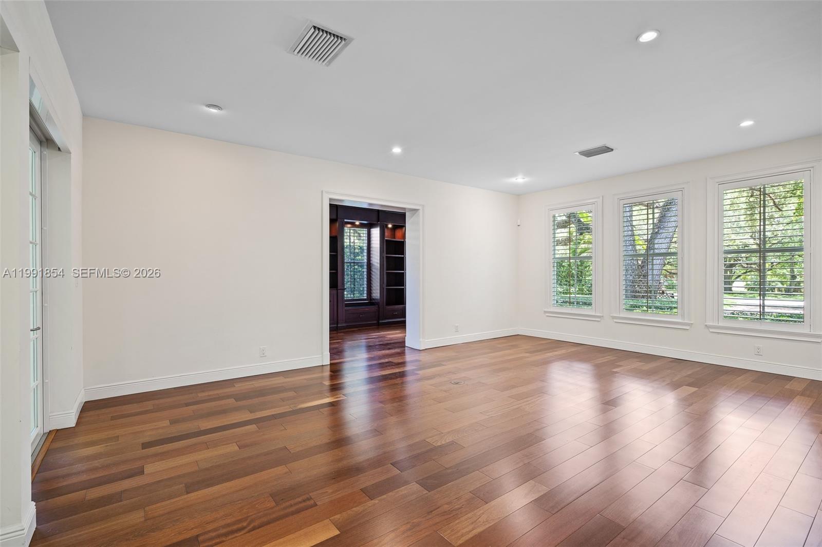 3919 Granada Blvd Coral Gables, FL 33134