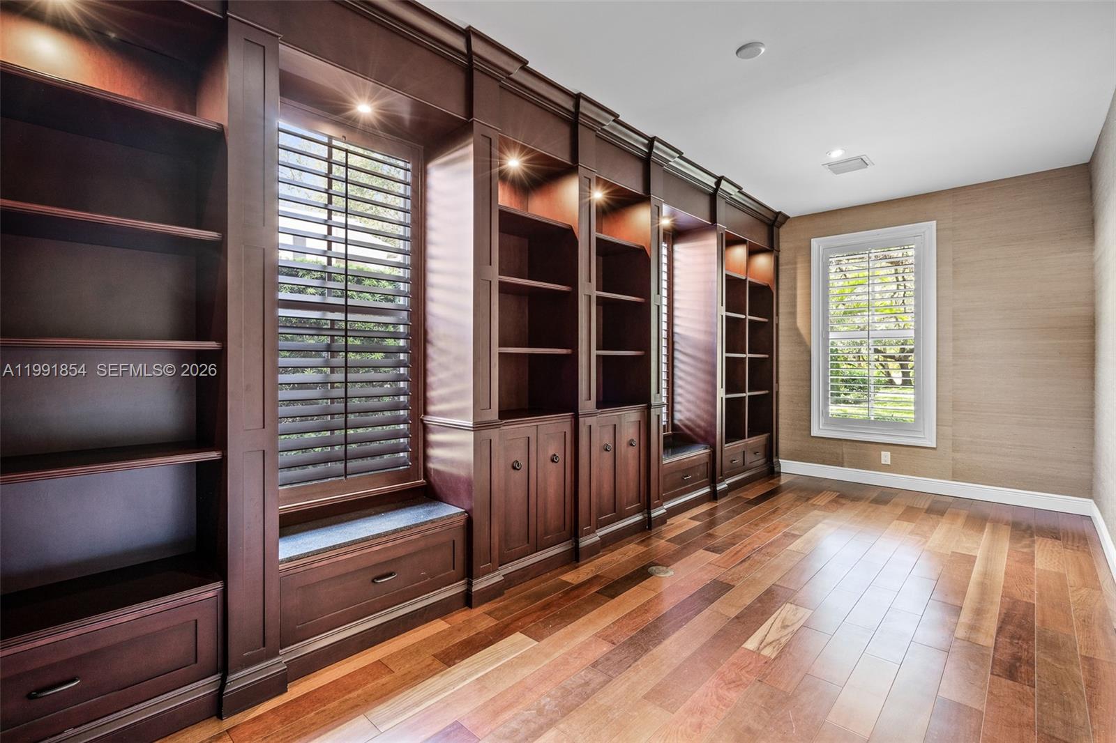 3919 Granada Blvd Coral Gables, FL 33134