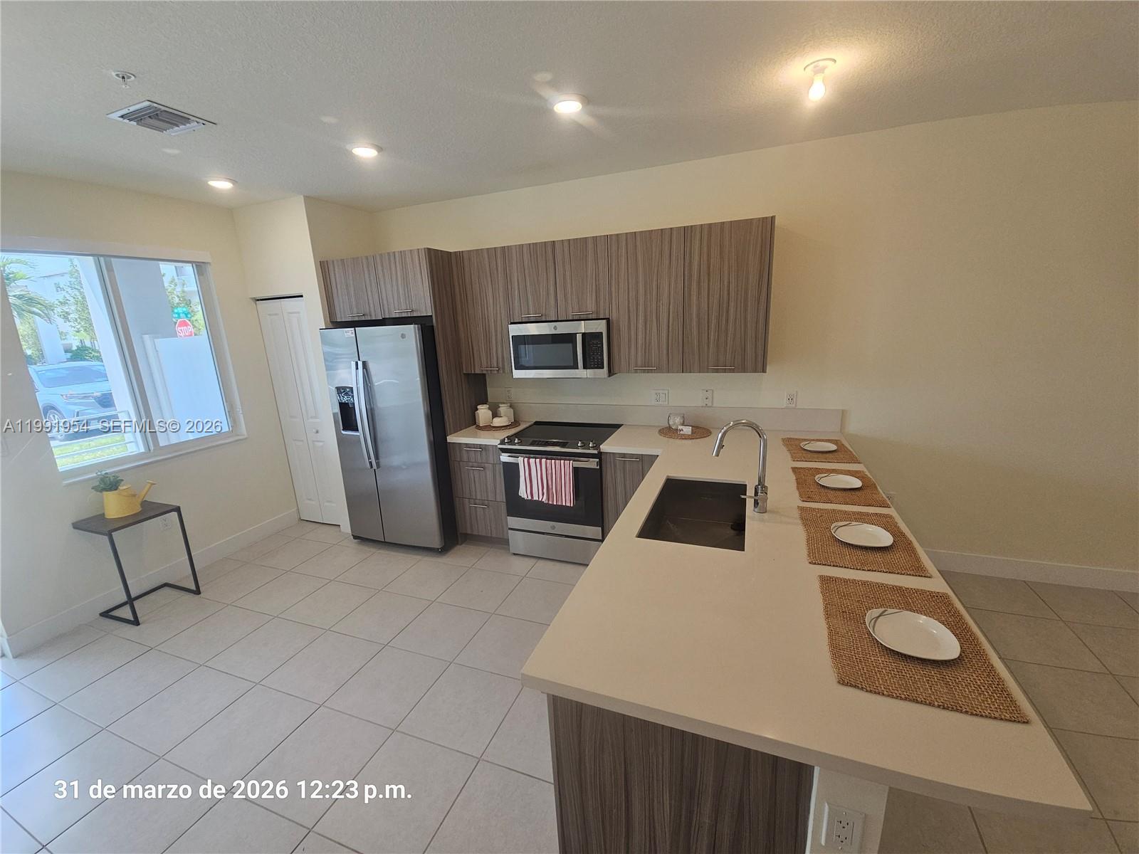 10250 NW 66th St #105 Doral, FL 33178