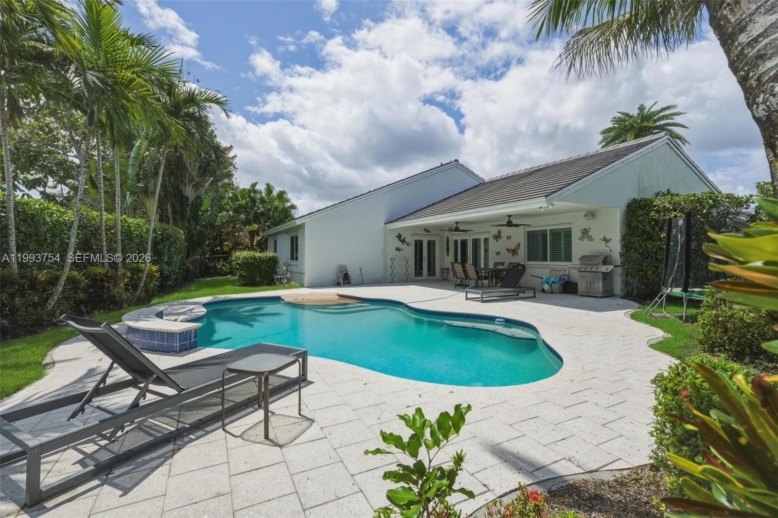 1510 SW 96th Ter Davie, FL 33324