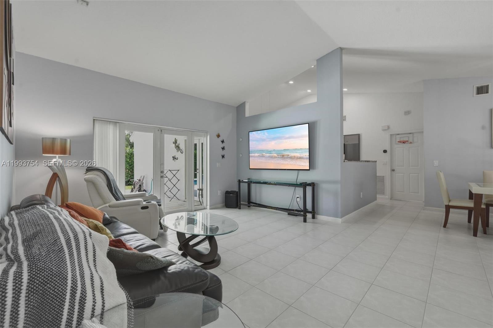 1510 SW 96th Ter Davie, FL 33324