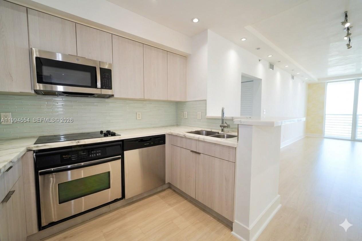 image One Miami West7