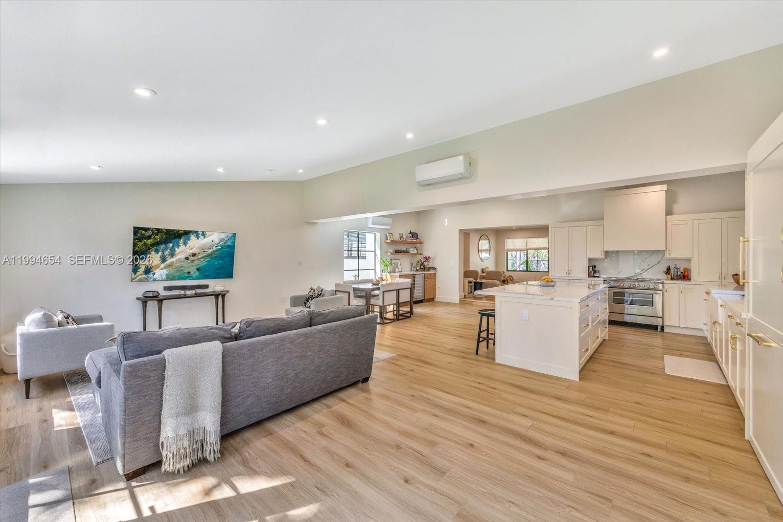 5943 SW 65th Ave South Miami, FL 33143