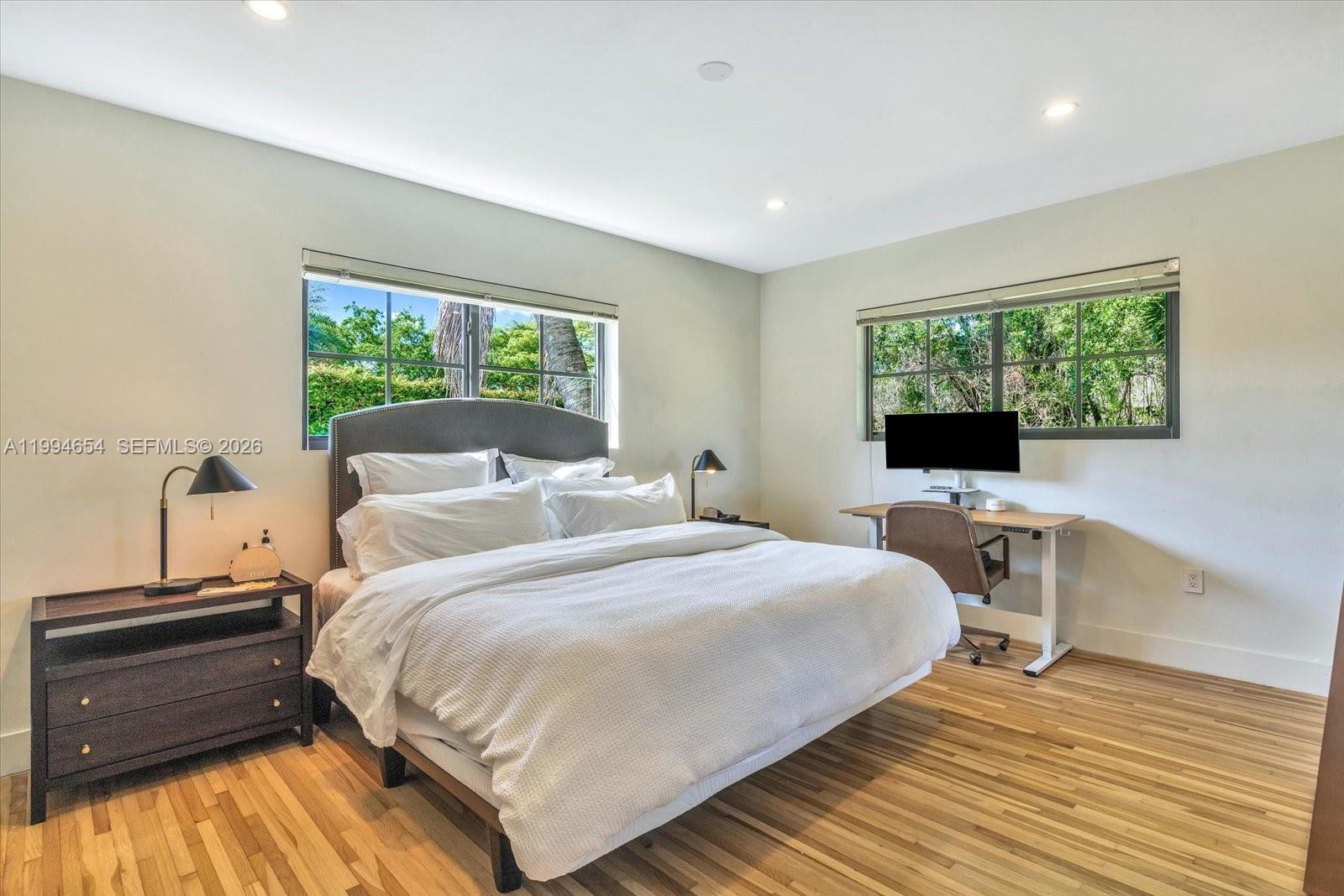 5943 SW 65th Ave South Miami, FL 33143