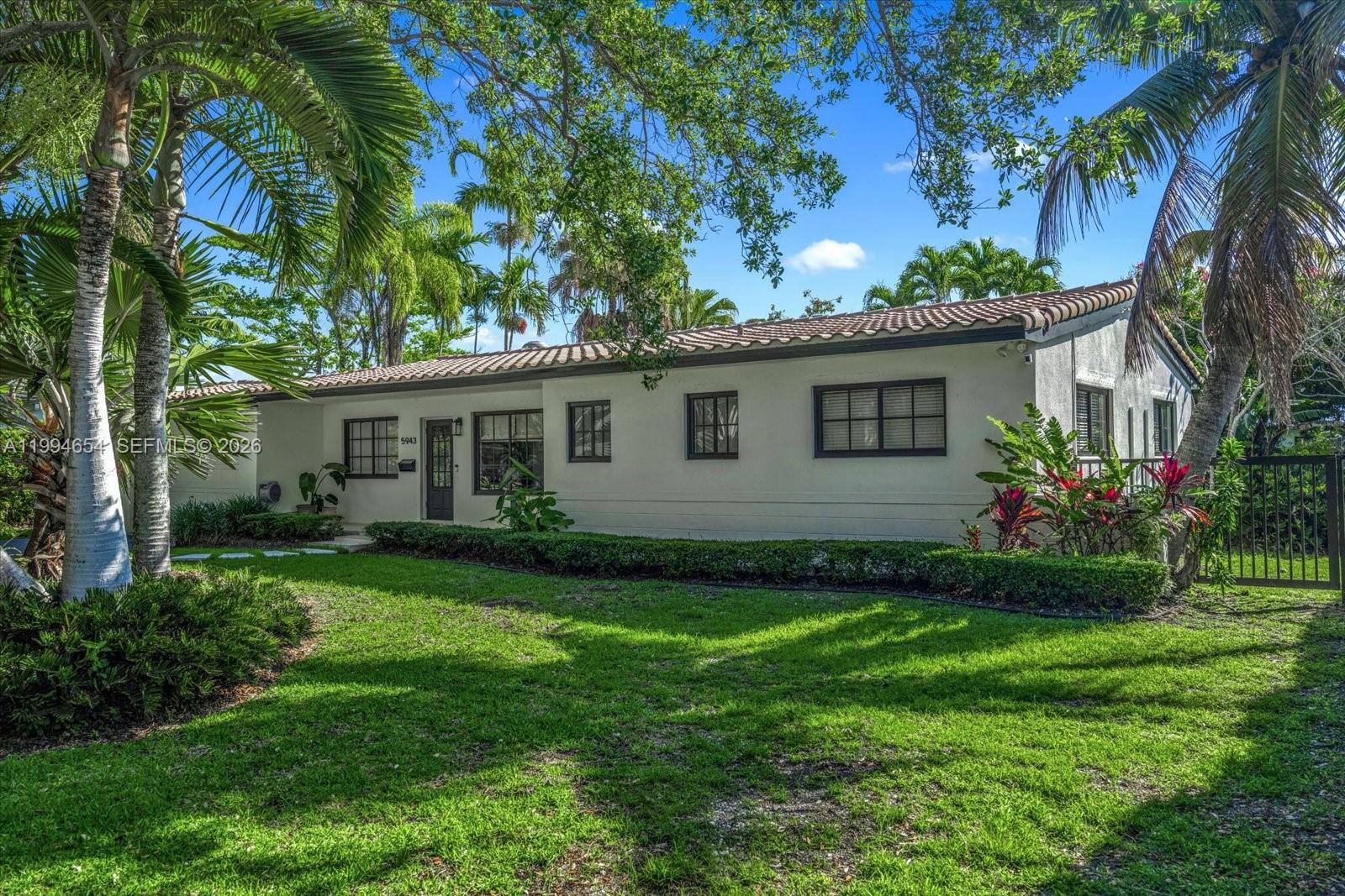 5943 SW 65th Ave South Miami, FL 33143
