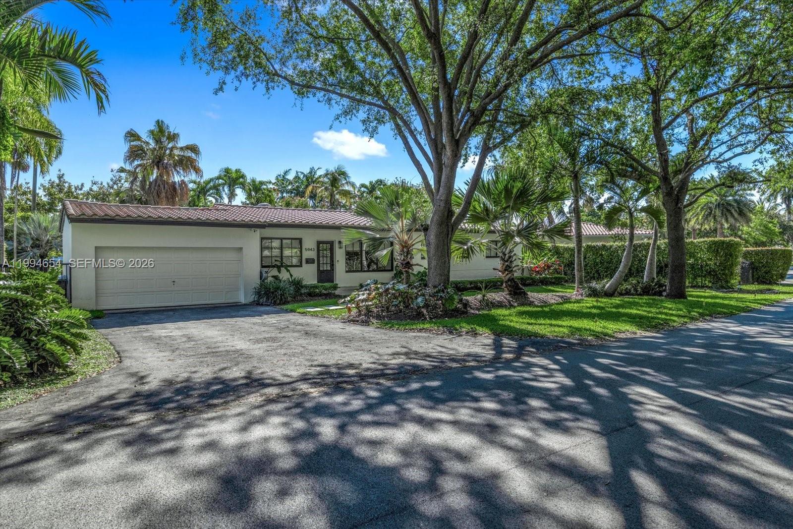 5943 SW 65th Ave South Miami, FL 33143