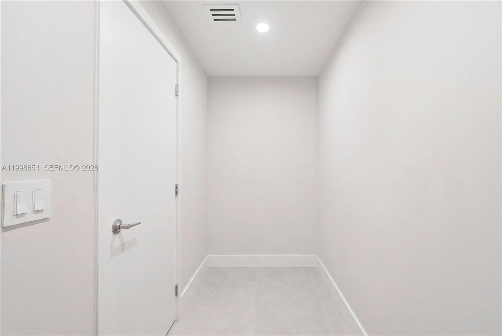 6332 SW 28th St Miami, FL 33155