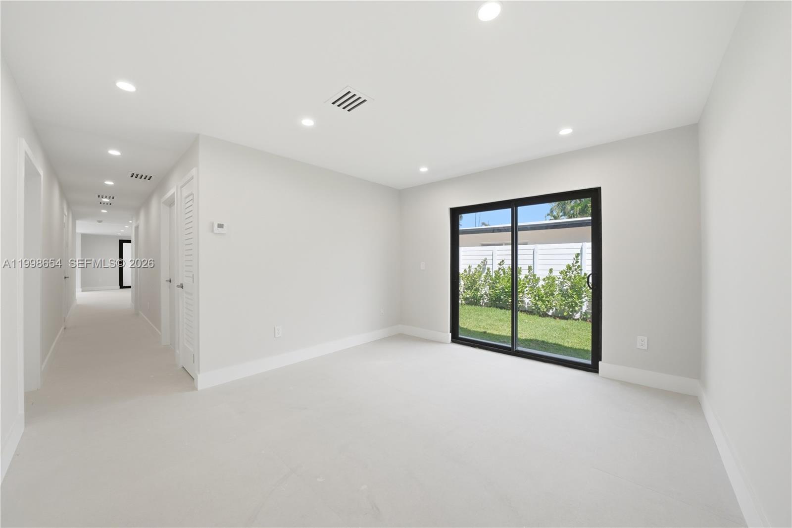 6332 SW 28th St Miami, FL 33155