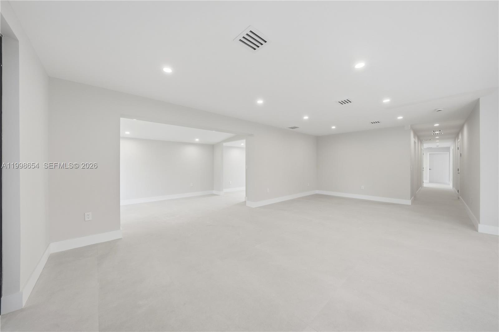 6332 SW 28th St Miami, FL 33155