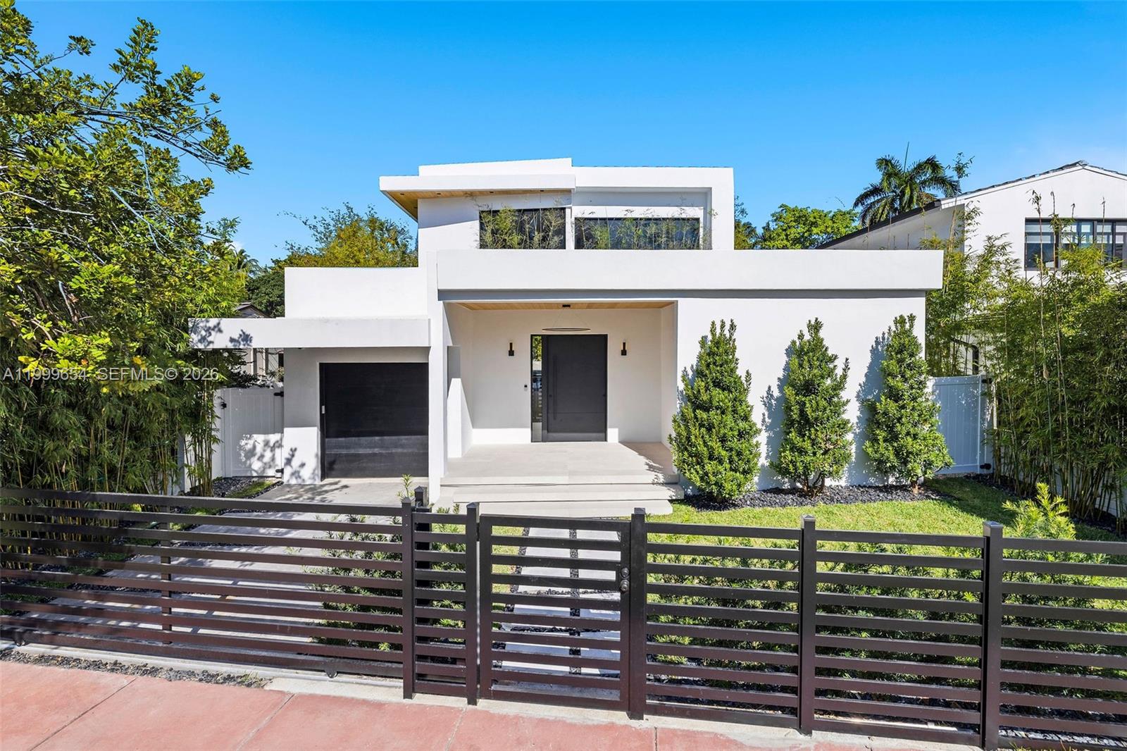 325 W 63rd St Miami Beach, FL 33141