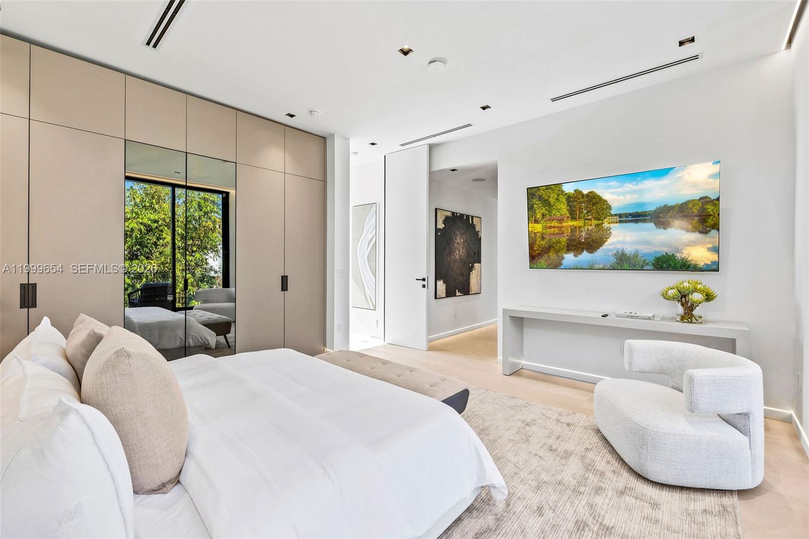 325 W 63rd St Miami Beach, FL 33141