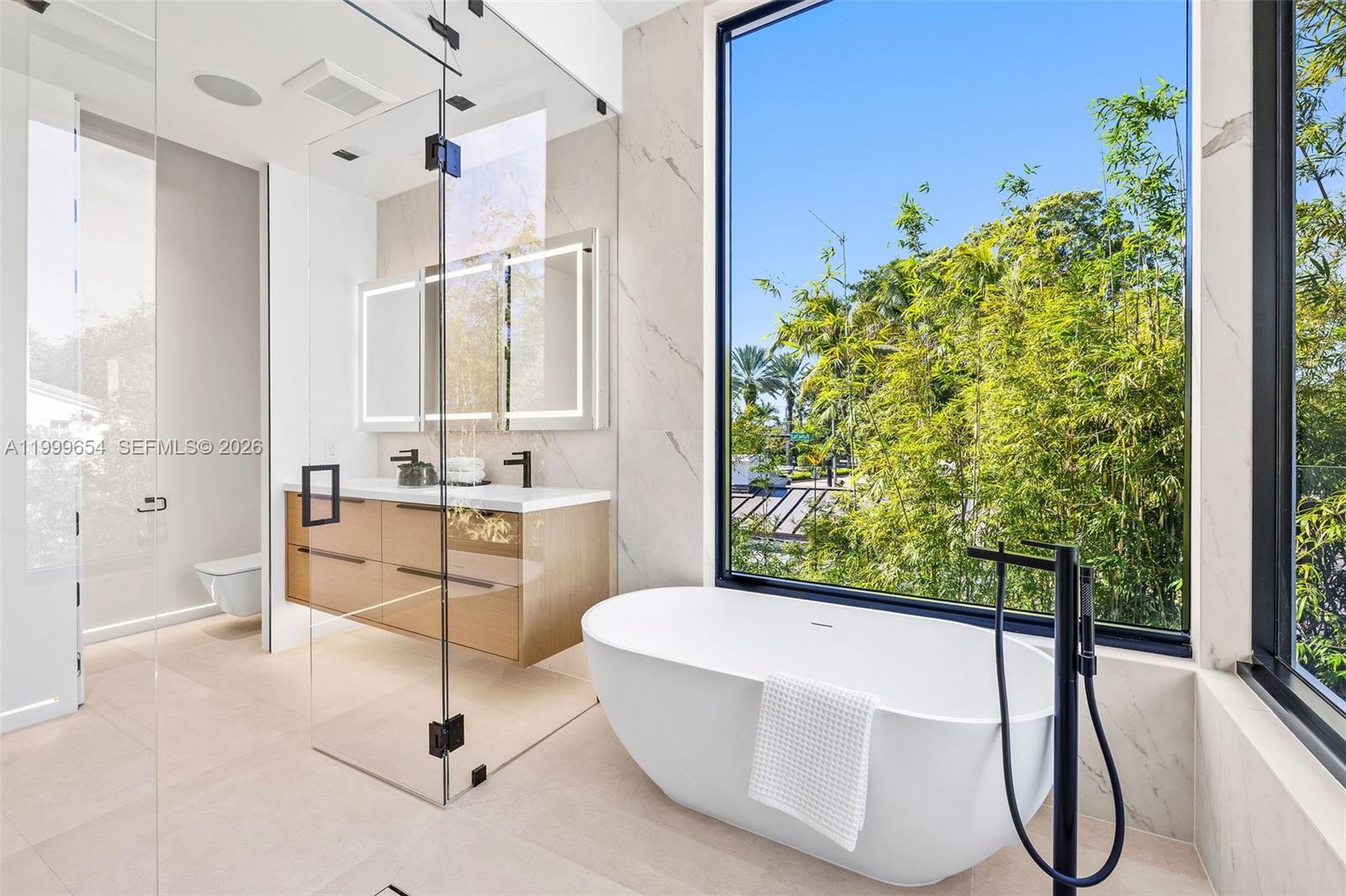 325 W 63rd St Miami Beach, FL 33141